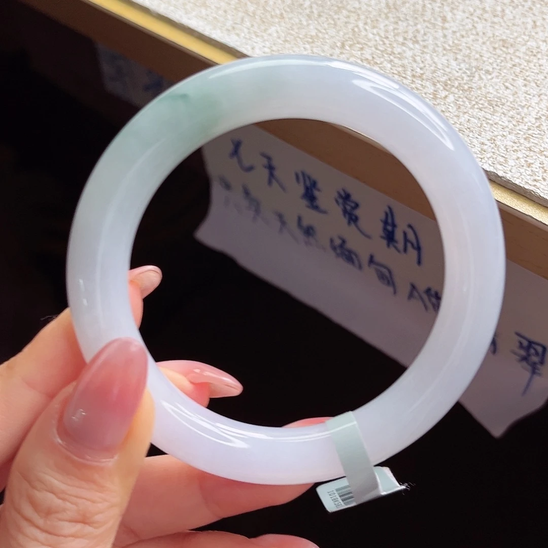 翡翠未镶嵌手镯手镯