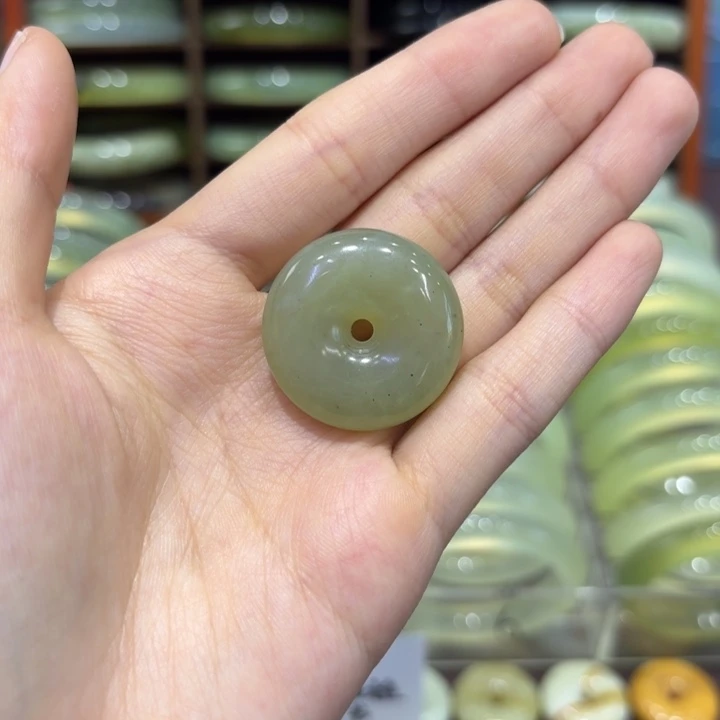 岫玉未镶嵌手镯天然