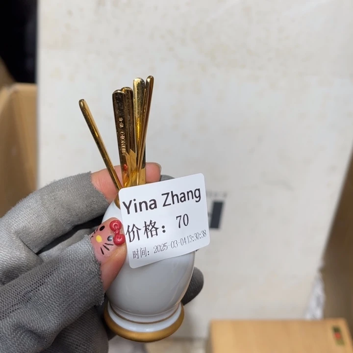 瓷片Y****g美玲好物推荐分享