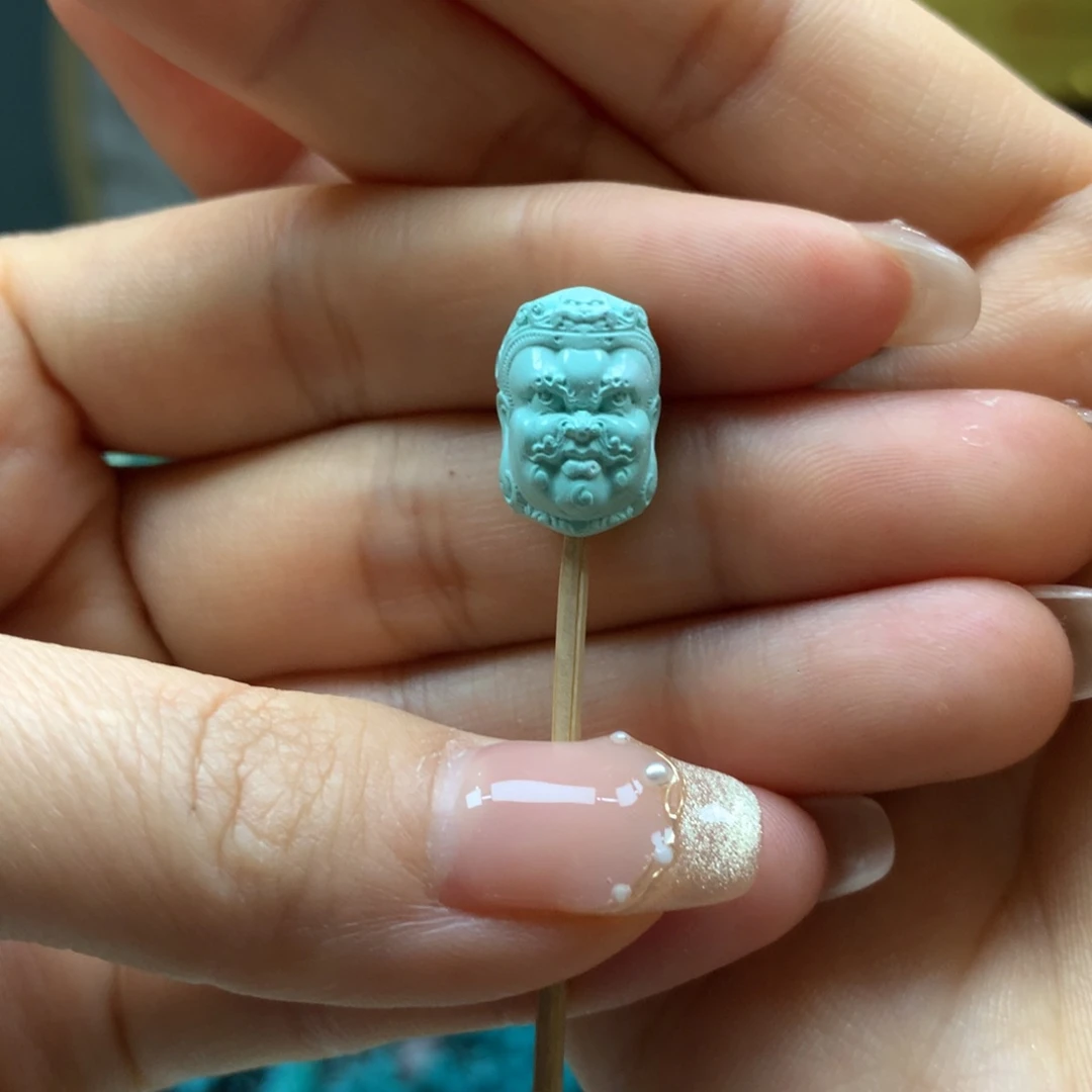 绿松石配饰未镶嵌