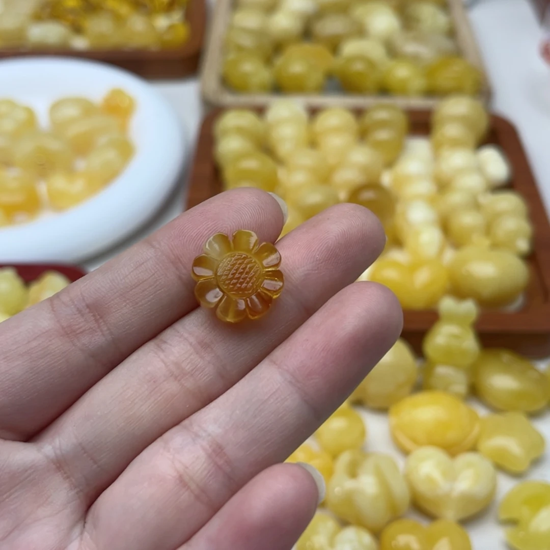 【闪购商品】未镶嵌蜜蜡裸石配饰