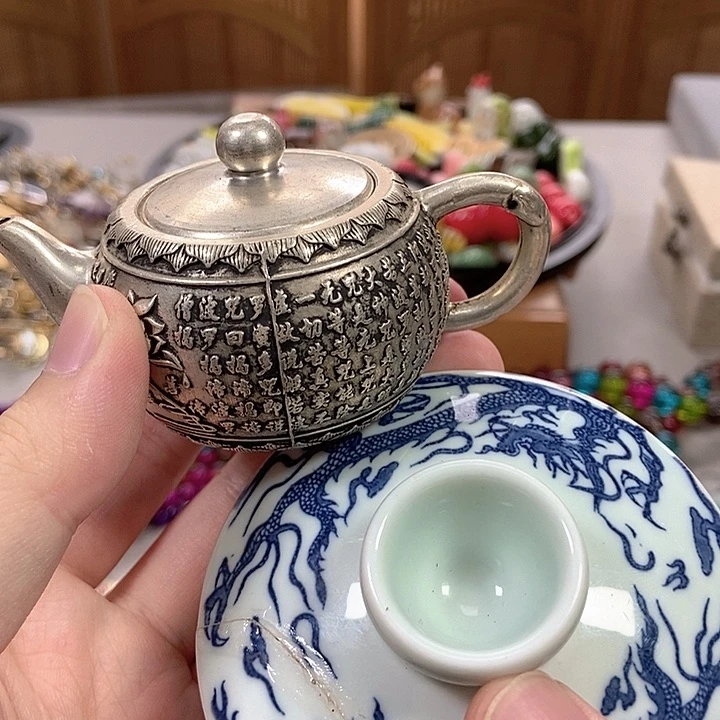 瓷片不哈哈哈哈哈哈哈哈哈哈吧。