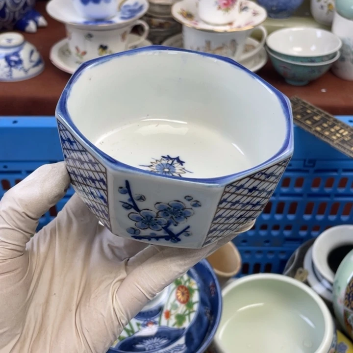 他家瓷器真美…开播了