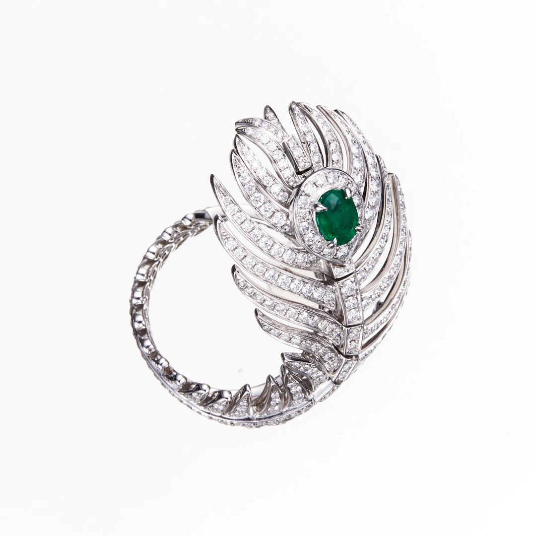 21、祖母绿「羽毛」戒指【Olivia珠宝4拍卖】