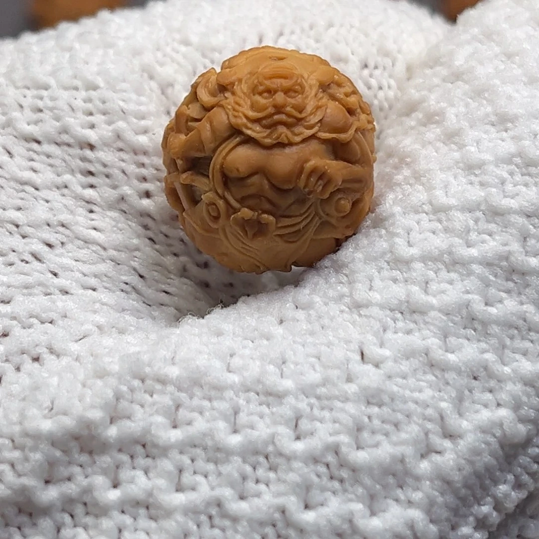 猴头核桃吊坠寅虎钟馗