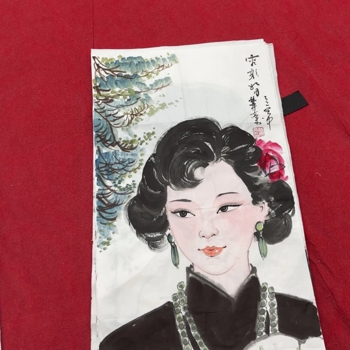国画花鸟等图案为一体而