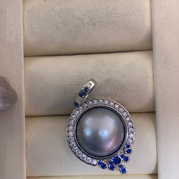 未镶嵌颈饰拼合珍珠（马贝珠）