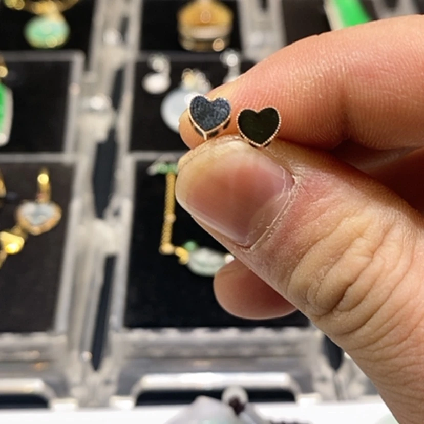 【闪购商品】翡翠挂件18K金镶嵌缅甸A货翡翠墨翠