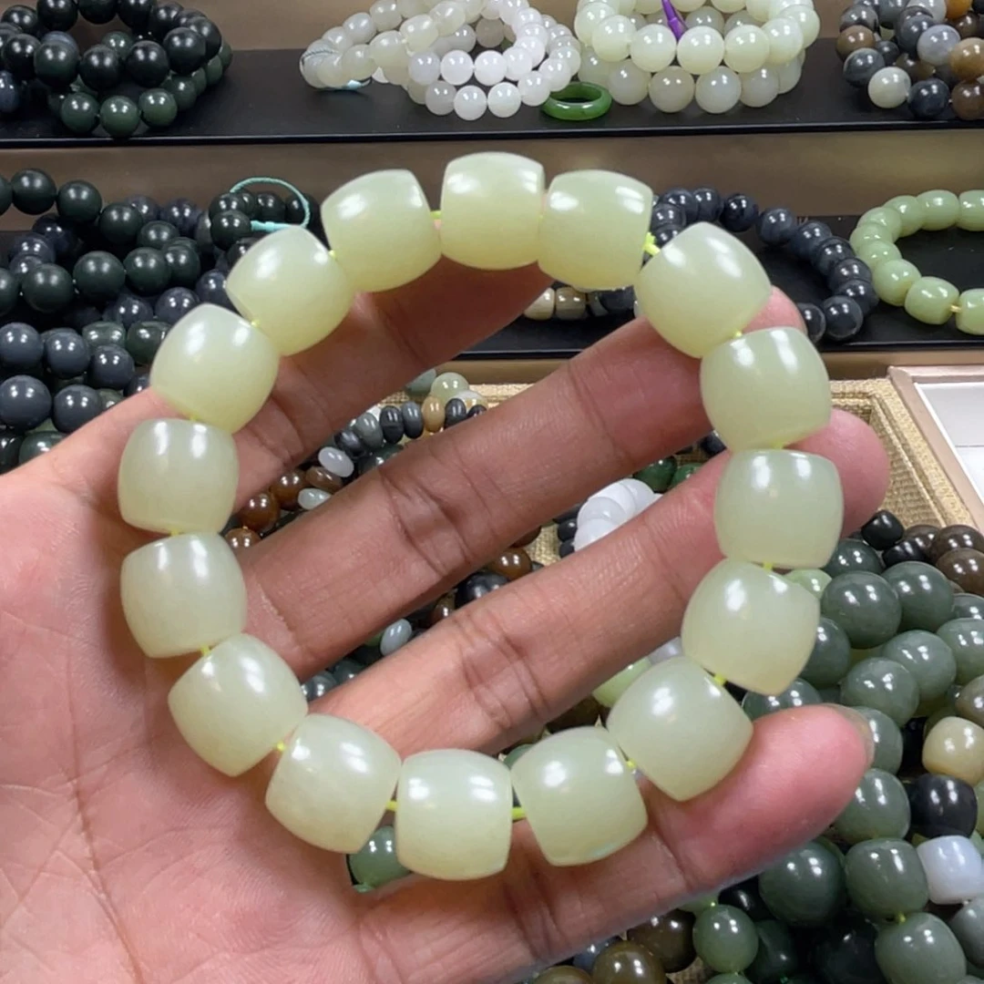 和田玉手串未镶嵌