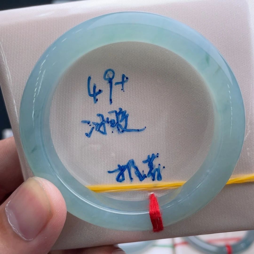 翡翠未镶嵌手镯翡翠手镯