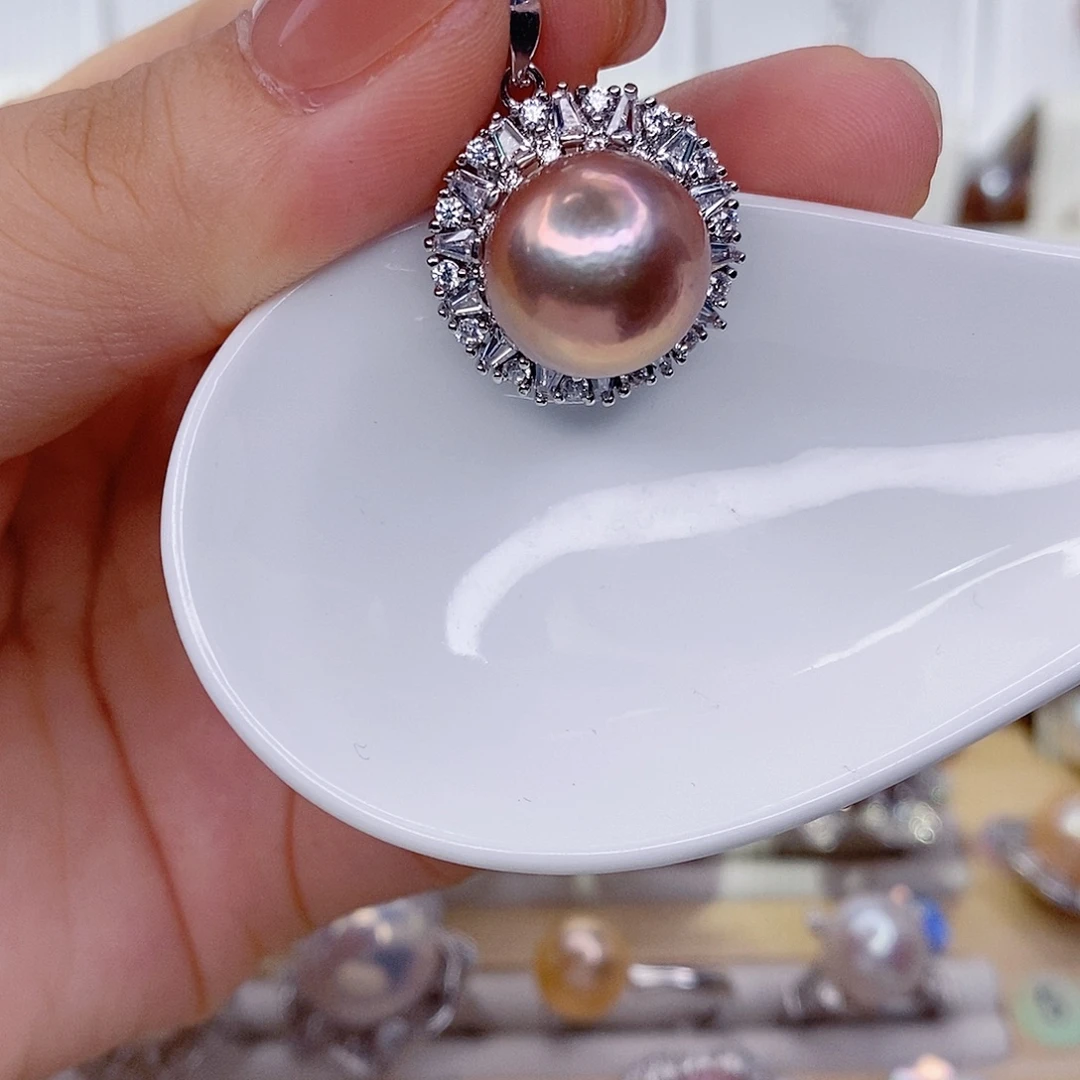 淡水珍珠未镶嵌吊坠(赠链)