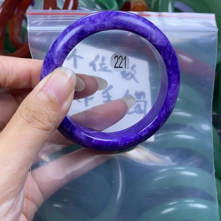 未镶嵌手镯石英质玉54