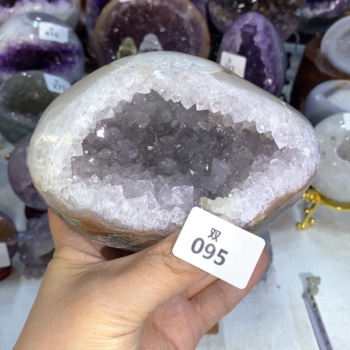 未镶嵌水晶大型摆件（非配饰）