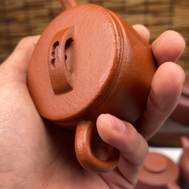 紫砂茶壶花****馆瑕疵朱泥汉瓦100cc