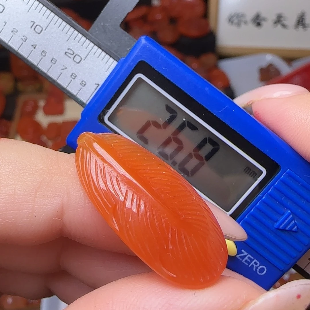 南红玛瑙未镶嵌颈饰