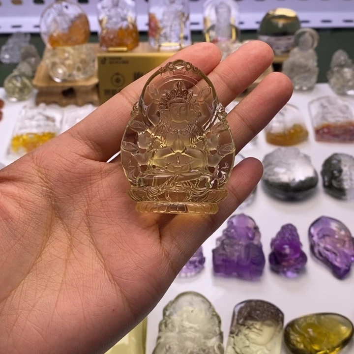 嘉***享未镶嵌颈饰水晶定制
