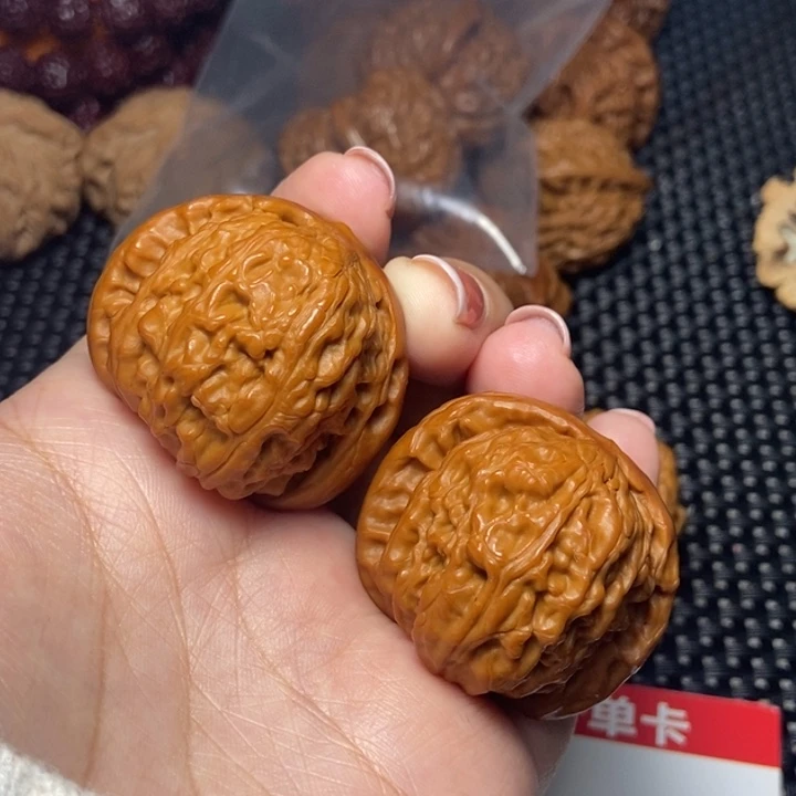 特***你文玩核桃把件白狮子