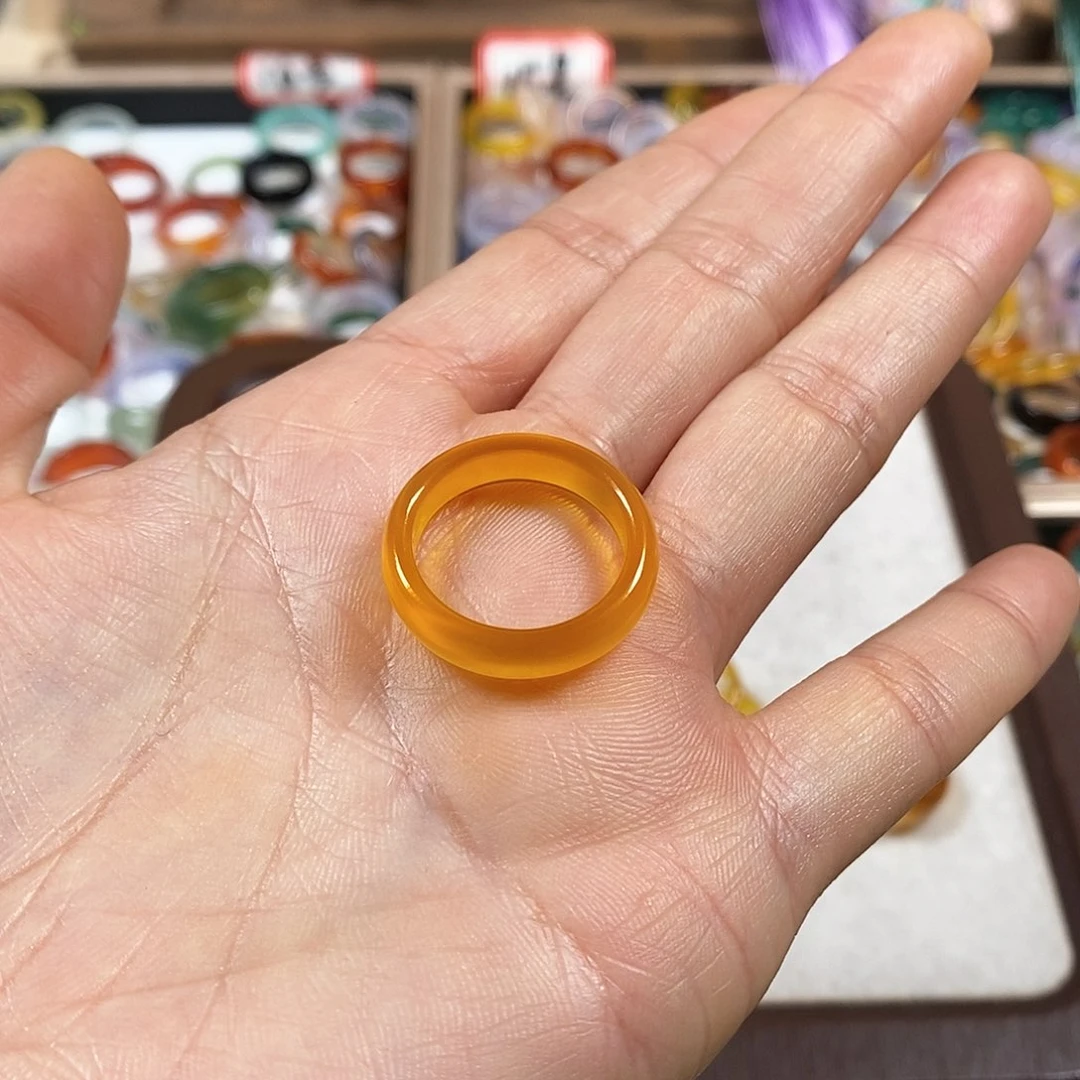 玛瑙/玉髓戒圈未镶嵌?****