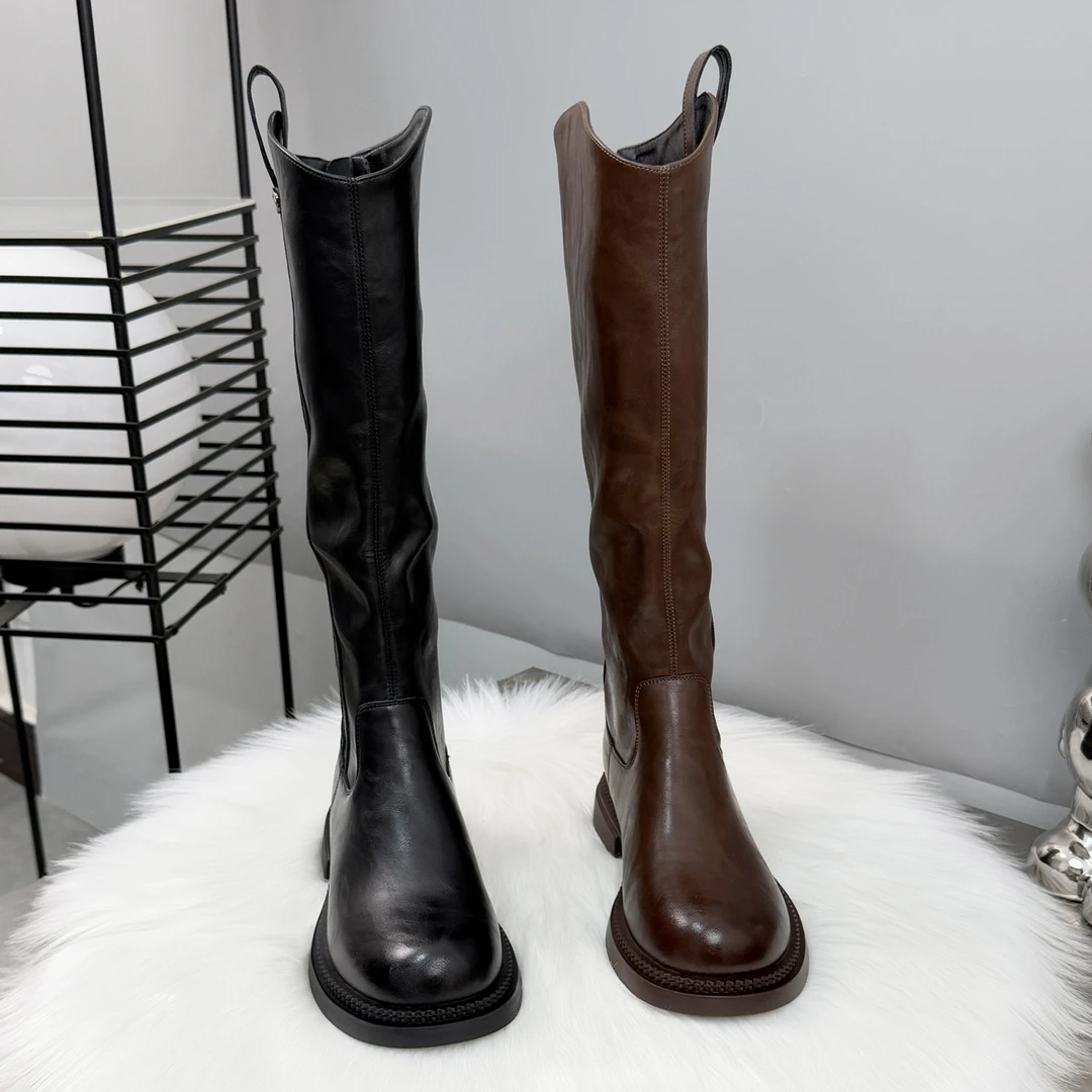 棕色靴子女2025新款春秋单靴V口长筒靴加绒高筒靴平底不过膝长靴