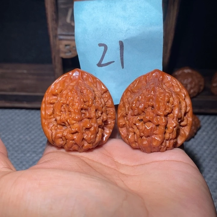把件桃核42尺官帽