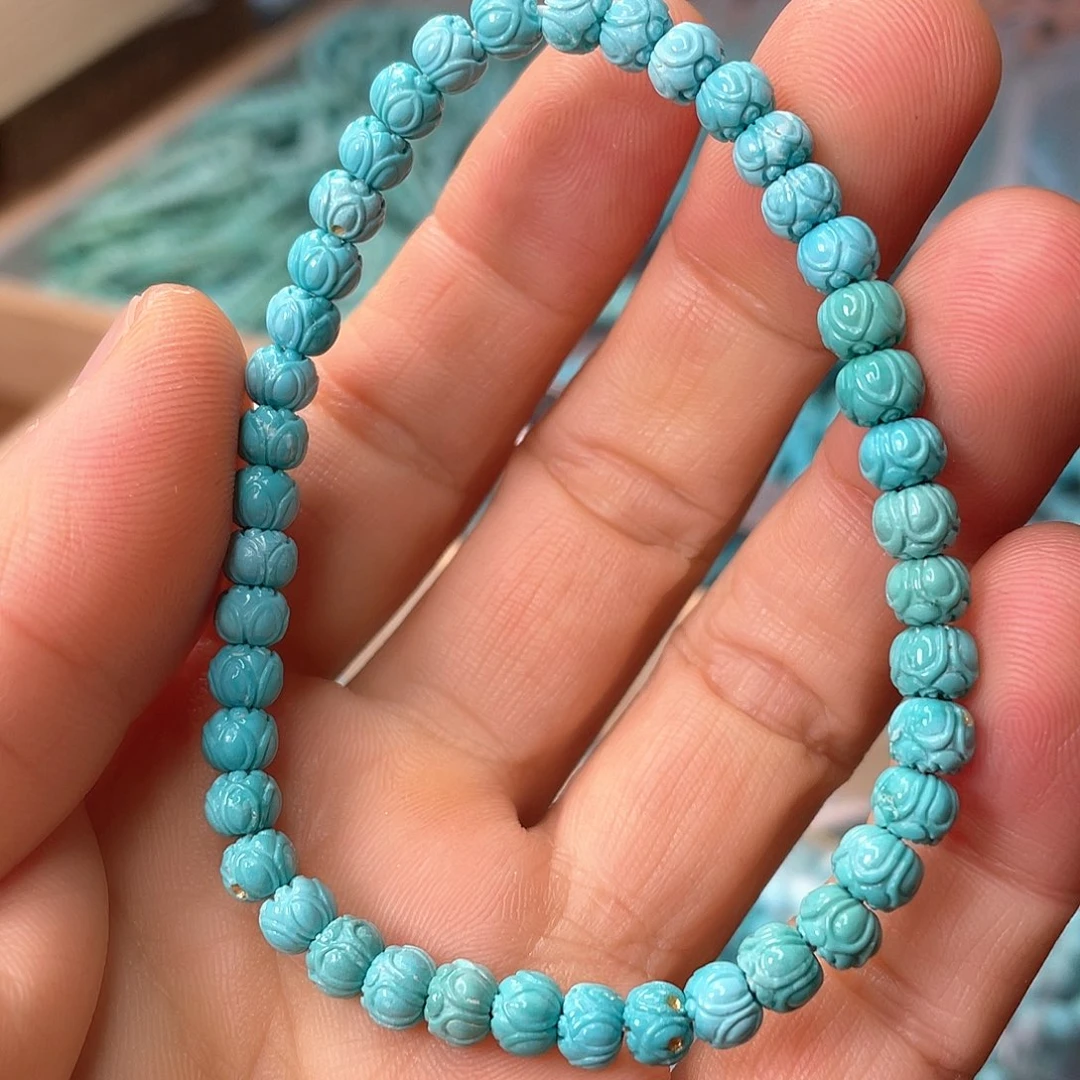 绿松石未镶嵌颈饰