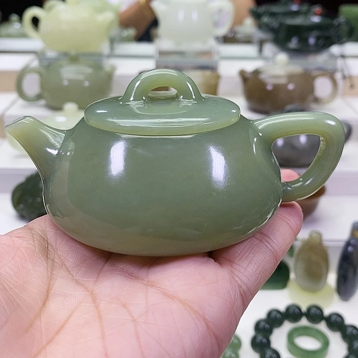 未镶嵌和田玉挂件茶壶100ml（微瑕）