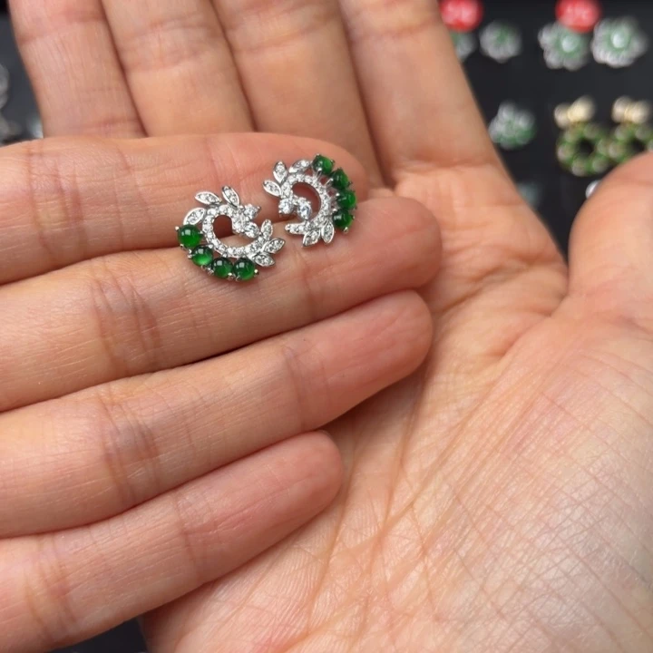 晓***销翡翠银S925镶嵌耳饰