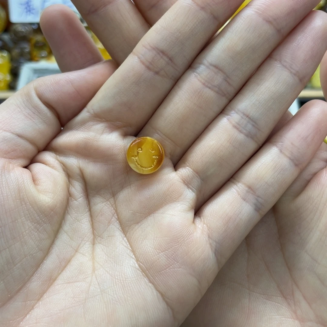 嗨***蒂琥珀未镶嵌裸石存