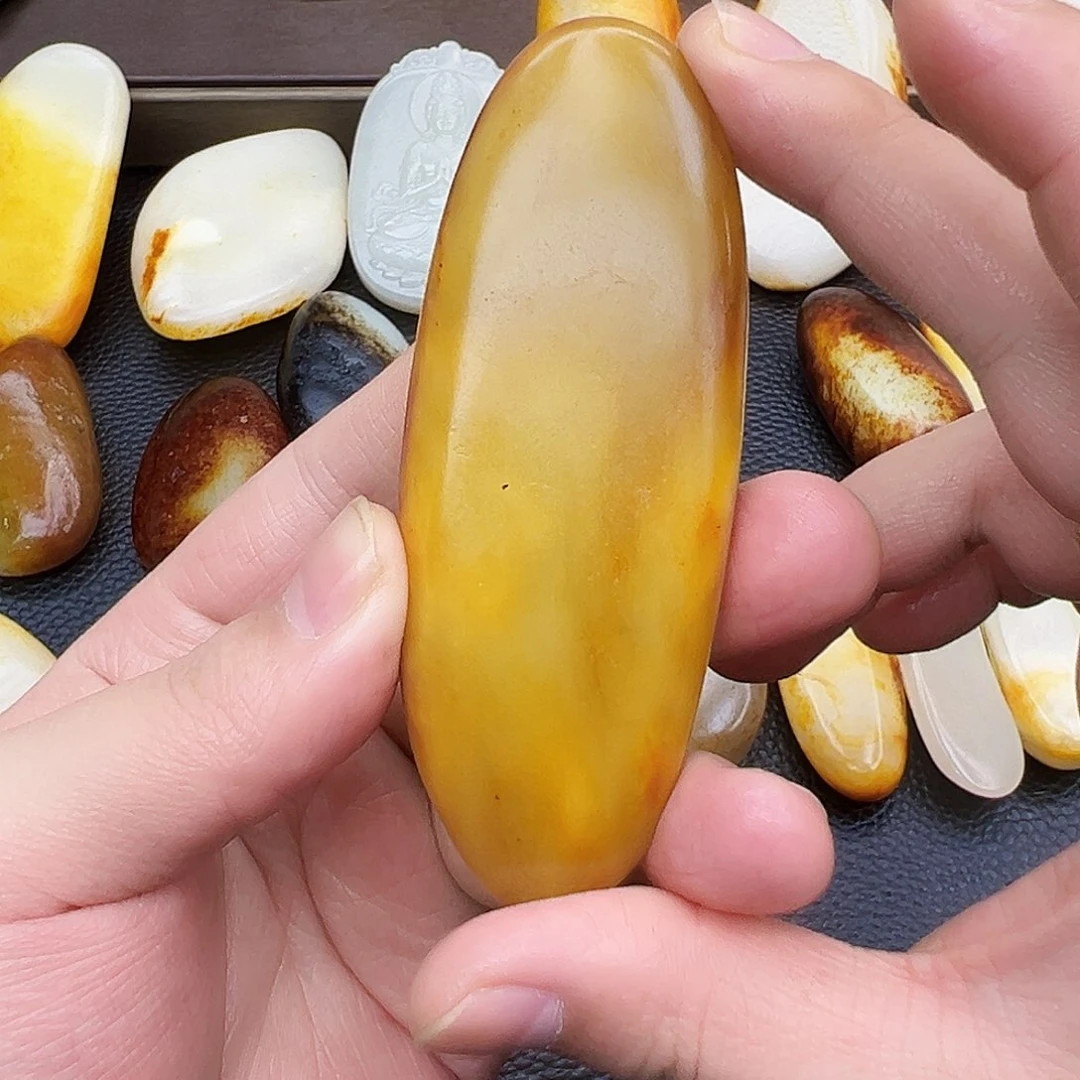 和田玉挂件未镶嵌