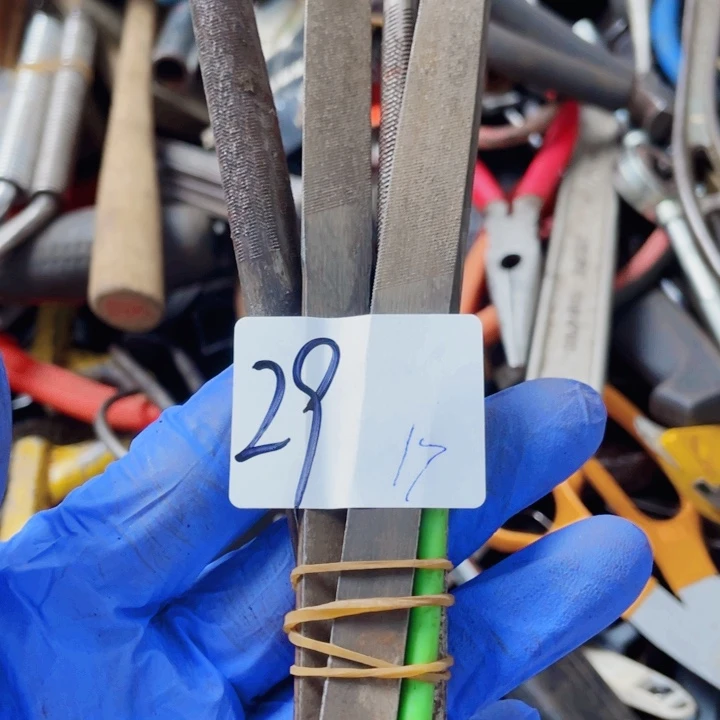 老***@家用工具五金配件