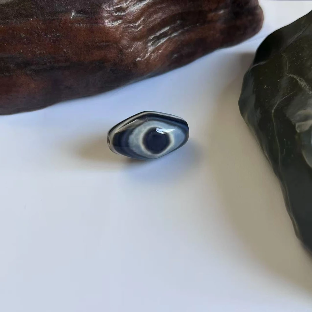 《心语珠宝》独特魅力蓝沁玛瑙珠子（单珠）【23*14+】