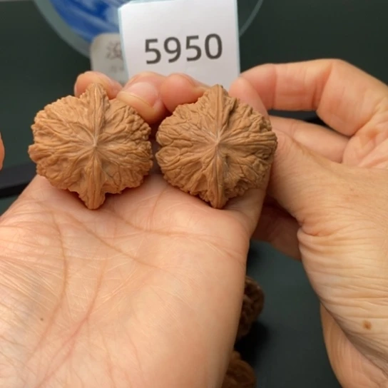 把件文玩核桃38磨盘5950
