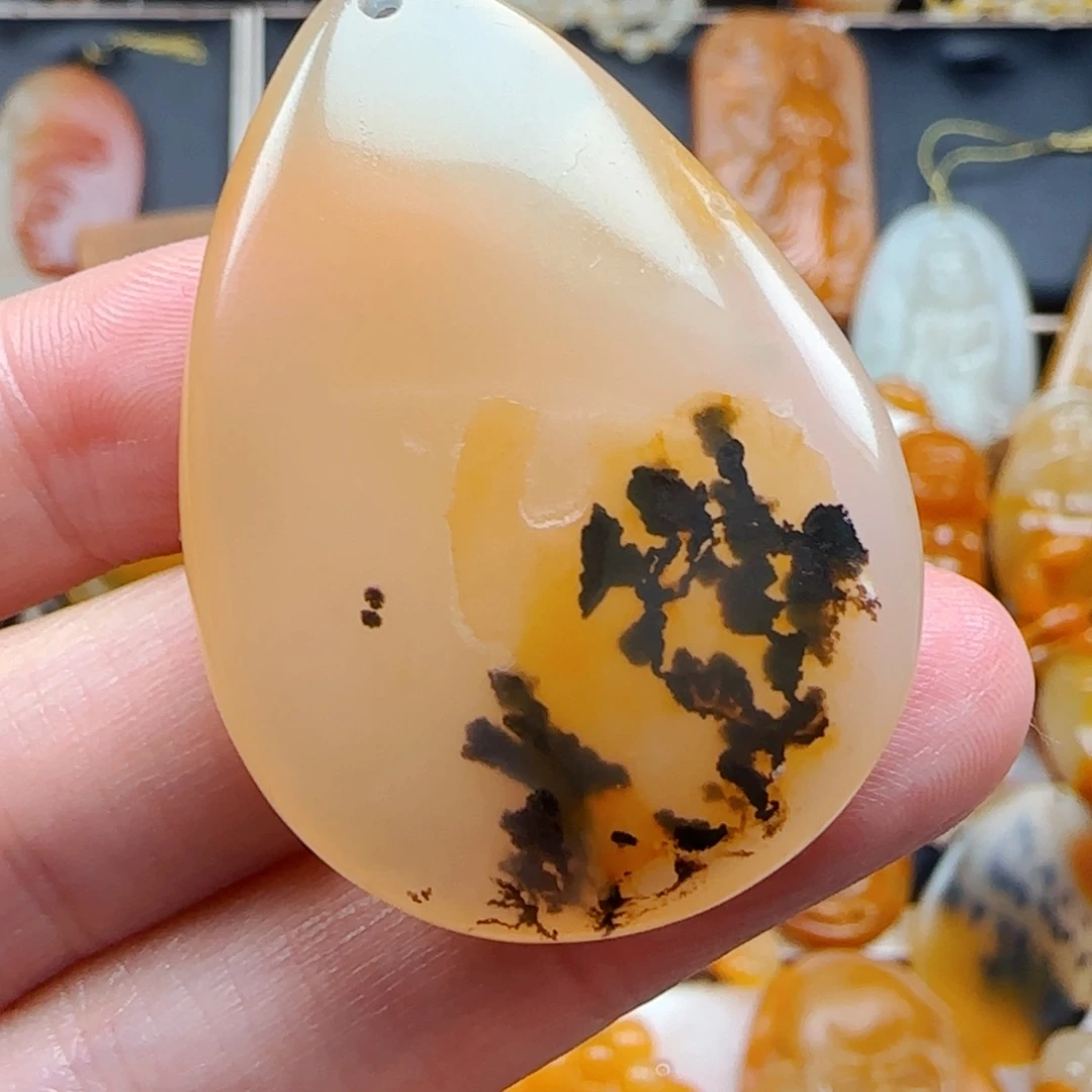 石英质玉（黄龙玉）未镶嵌1