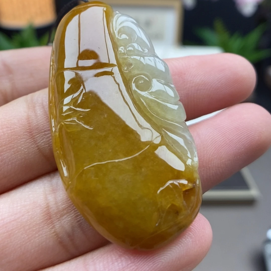 翡翠未镶嵌颈饰吊坠