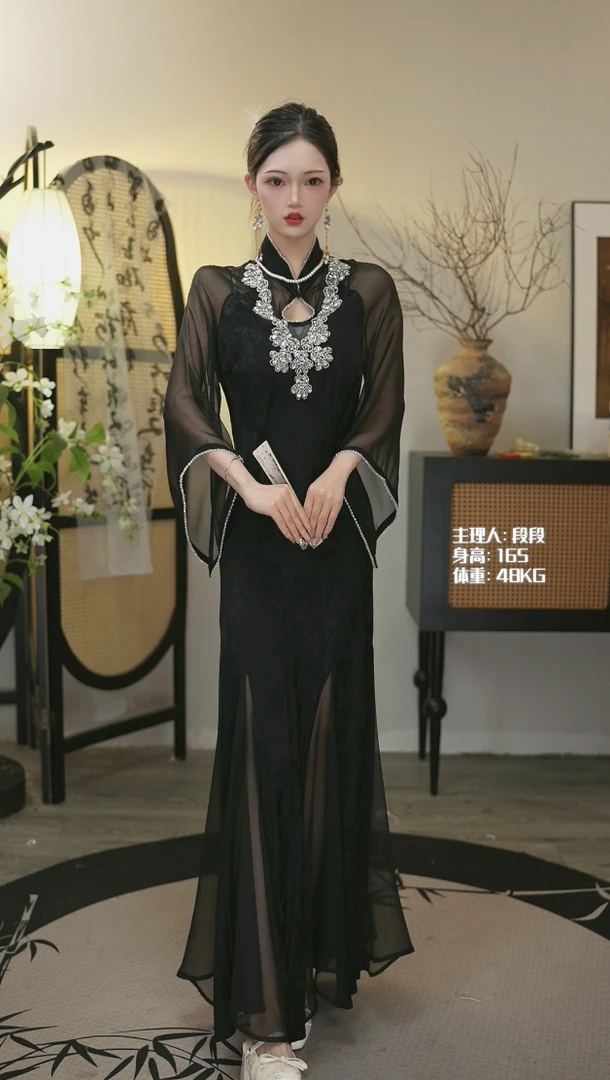 星多嫣2025夏季新款中国风飘逸黑色斜裁日常长款连衣裙WW（2831）