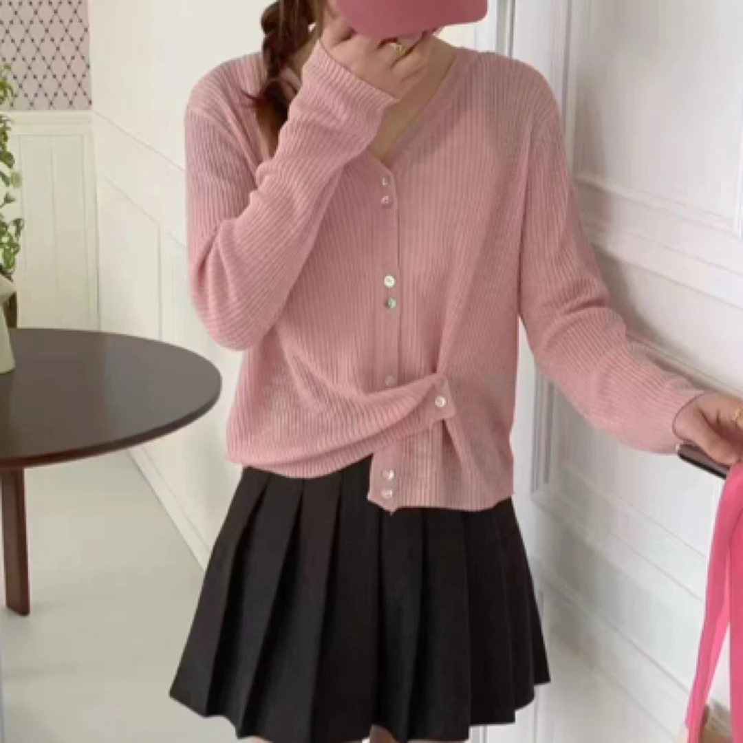 2025年春夏款新品休闲百搭女装简约V领针织开衫5805