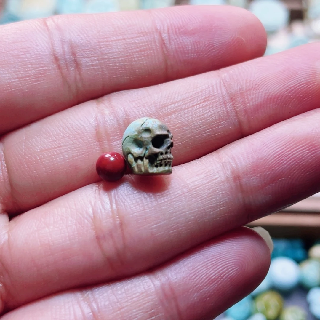 未镶嵌配饰南红玛瑙