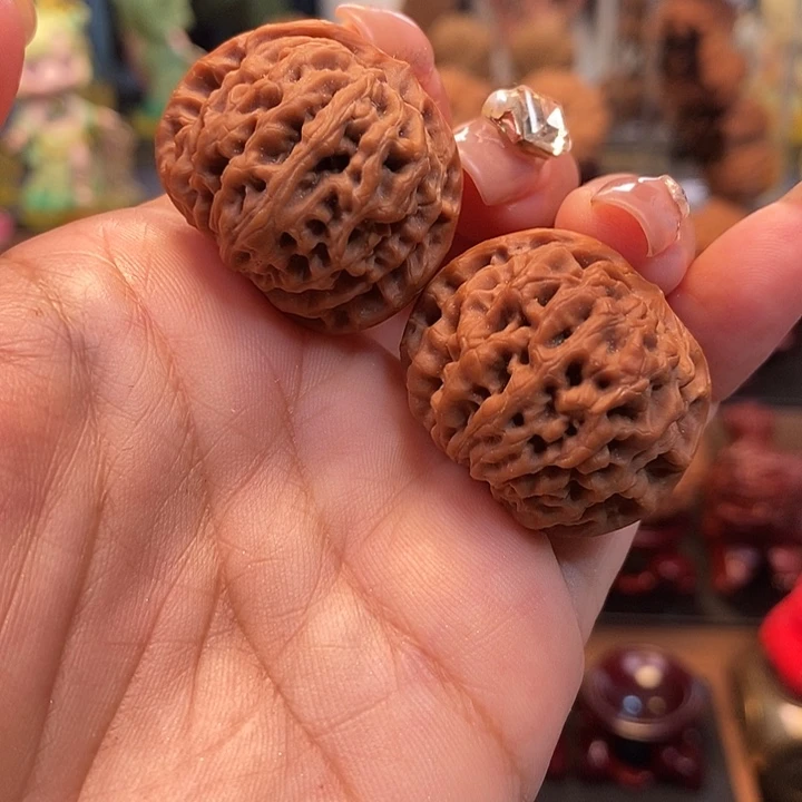 文玩核桃吊坠核桃