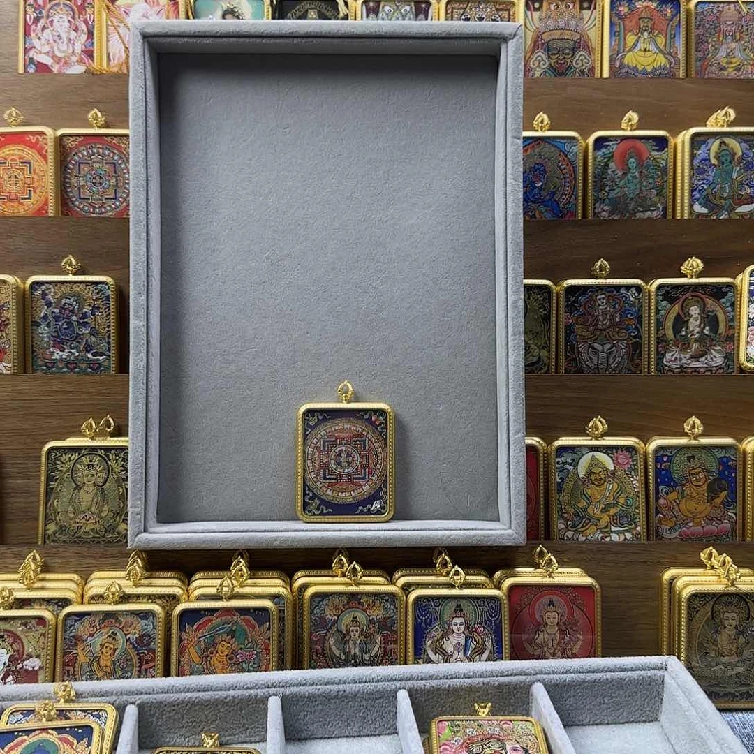 花岗石铁合金手绘唐卡 坛城