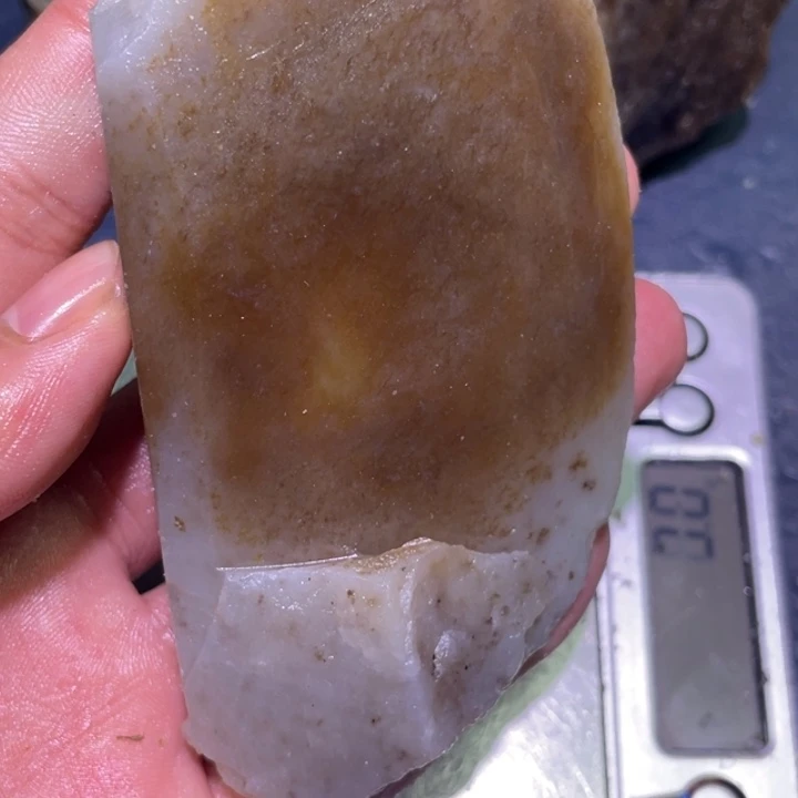 和田玉（糖玉）未镶嵌珠宝半成品