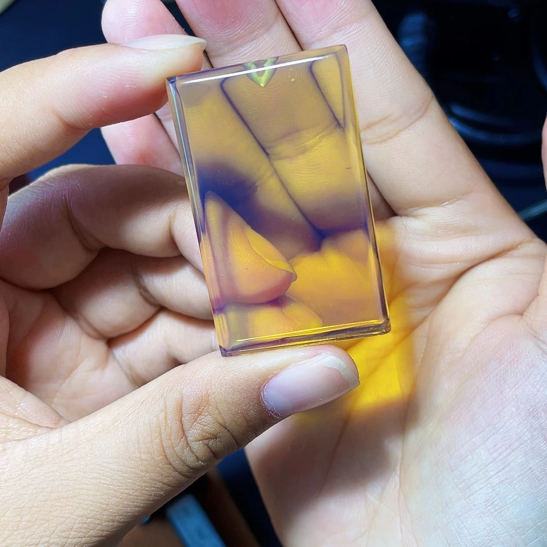 蓝珀裸石未镶嵌静****夫子刚无无事牌净水