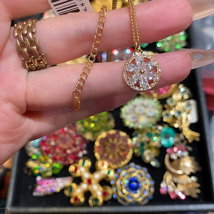 我***比中古香水沐浴露持久留香