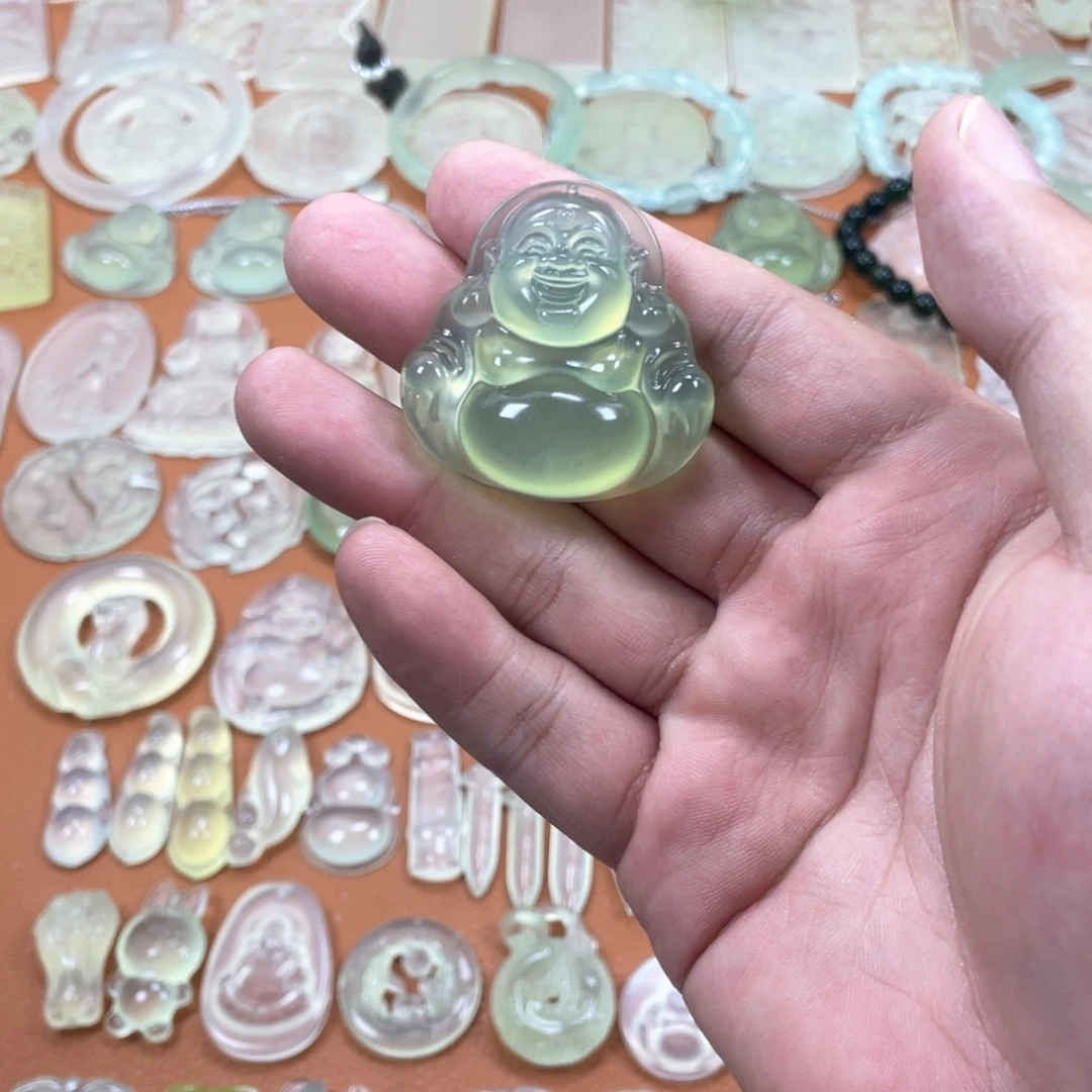 A***l未镶嵌蛇纹石玉颈饰