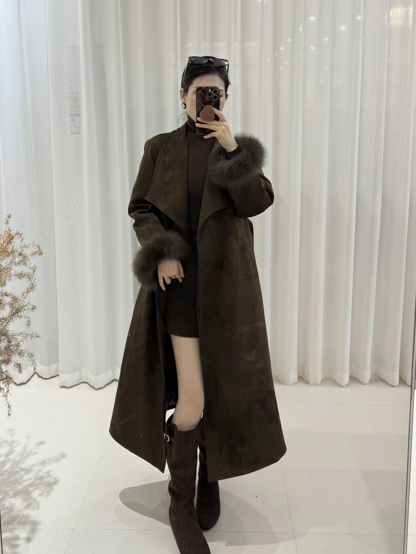 女士修身型透气女袖子狐狸毛长款加厚中长款羽绒服宽松型百搭103