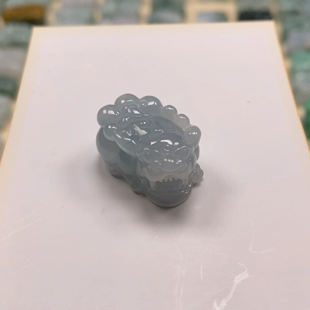 翡翠未镶嵌颈饰天然翡翠貔貅吊坠