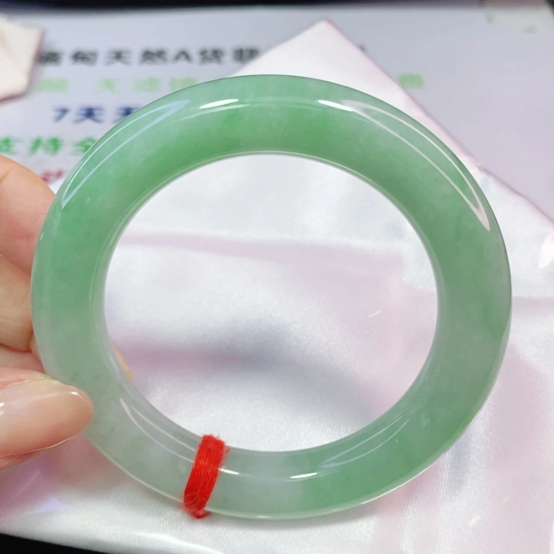 未镶嵌手镯翡翠56.6圆镯