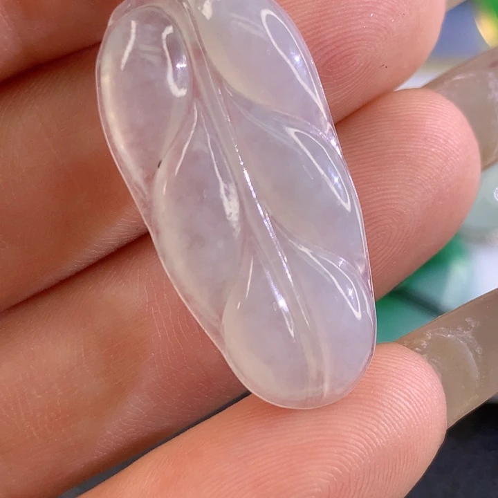 翡翠18K金镶嵌颈饰翡翠
