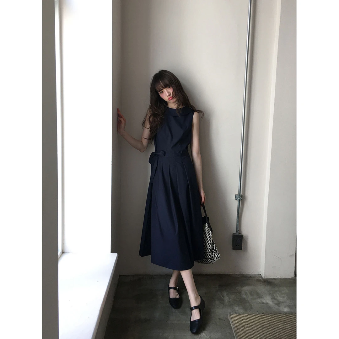 韩系绑带收腰百褶背心连衣裙女2025夏季新款高腰显瘦绝美无袖长裙