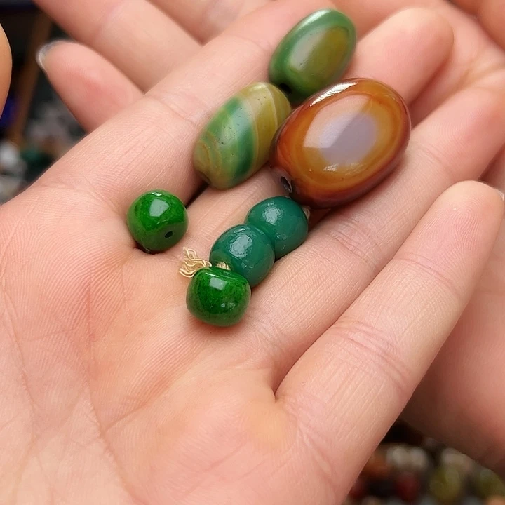 ****玛瑙/玉髓未镶嵌吊坠(不含链)