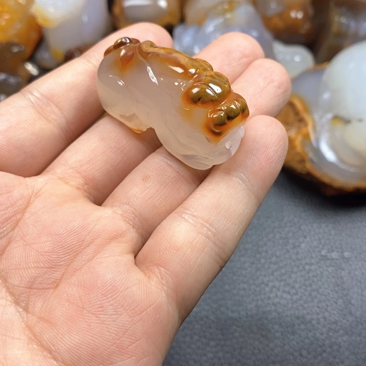 玛瑙/玉髓1未镶嵌寒*月